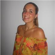 Soy muy activa y muy paciente, me encantan los niños.